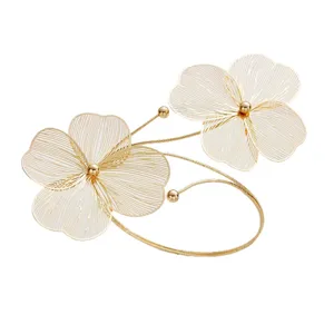 Elegant gold filigree flower anklet with a unique hollow floral design for women gift