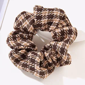 Elegantes vintage braunes Karo-Woll-Haargummi für stilvolle Herbst Winter Accessoires
