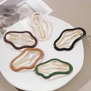 Set di 5 eleganti fermagli per capelli a forma di nuvola traforata per styling moda