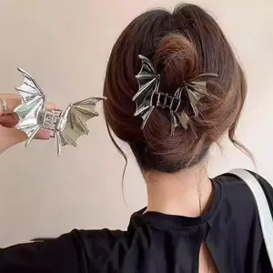 Gothic Metal Bat Wing Hair Claw Clip For Women Western Cold Style Alloy Shark Clip Electroplated Punk Hair Accessory Unique Headpiece