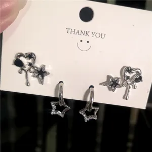 Boucles d'Oreilles en Alliage Zirconia Style Sombre Couleur Argent Forme Cœur Étoile Papillon pour Femmes Bijoux Cool Punk Cadeau