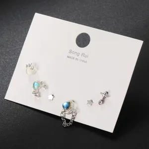 Élégant ensemble de boucles d'oreilles étoile et cœur en argent avec accents de zircon