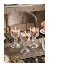 Europäische tulpenförmige Kerzenhalter aus Kristallglas für romantisches Abendessen