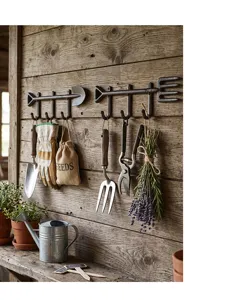 Rustikale Gartenwerkzeug Wandhaken aus Gusseisen für die Gartendeko