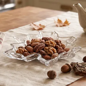 Elegante plato de frutas de cristal con forma de hoja de arce para decoración nórdica