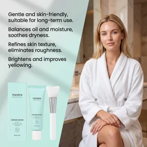 Mascarilla facial en crema iluminadora suave con brocha para una piel lisa, hidratada y radiante.