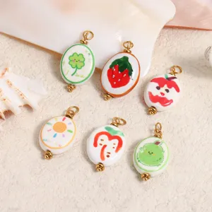 Cartoon Frucht Keramik Oval Charms Für DIY Schmuckherstellung Bemalte Erdbeere Sonne Karotte Vierblättriges Kleeblatt Keramik Anhänger Zubehör