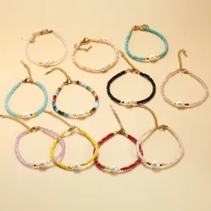 Kleurrijke kristalen kralen armband met natuurlijke zoetwaterparel, elegante dames sieraden.
