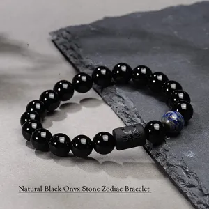 Pulsera zodiacal de piedra onix negra natural con cuentas de 10mm y abalorio de escorpio.