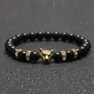 8mm schwarzer Achat Vulkanstein Perlenarmband mit goldener Leopard Kopf fuer Herren.