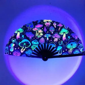 Éventail pliable fluorescent UV 10 pouces avec un motif de champignons éclatants