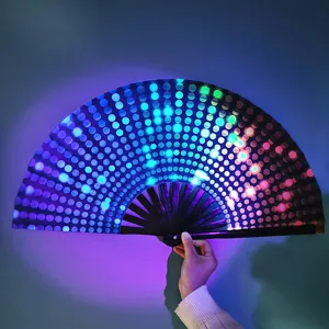 Éventail pliant Kung Fu de 33 cm avec motif à pois arc-en-ciel vibrant pour spectacle