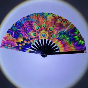 Grand éventail pliable fluorescent UV avec motif mandala coloré pour fêtes et raves