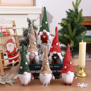 Weihnachten Wichtel Plueschpuppe gesichtsloser alter Mann Haengeschmuck Dekoration