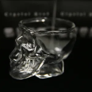 Bicchierino trasparente a forma di teschio in vetro per whisky birra bar festa creativo