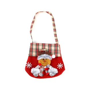 Festliche Weihnachtstasche aus Vliesstoff mit süßem Rentier-Design für Süßigkeiten Geschenke.