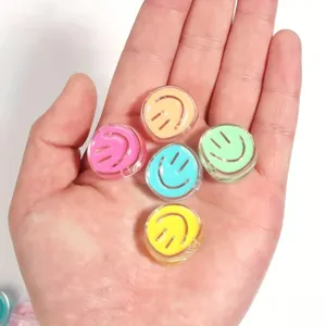 Lot de cinq breloques smiley en acrylique coloré de 22 mm pour bijoux et loisirs créatifs