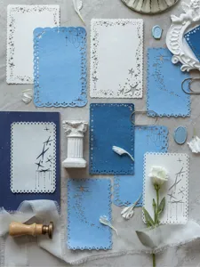 Vista dettagliata di carta pizzo traforata stellata per decorazioni scrapbooking DIY