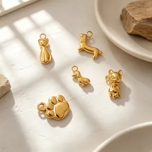 Macro di ciondoli in acciaio inossidabile placcato oro 18K a forma di dolci animali