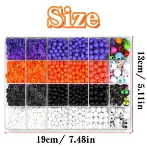 Kit de perles Halloween DIY dans une boîte de 19x13cm pour création de bijoux.