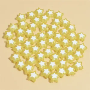 Detalle de cuentas de estrella de acrílico amarillo y blanco de 8mm para hacer joyas