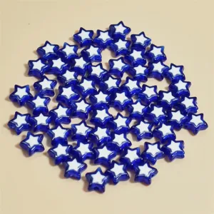 Vista detallada de cuentas de estrella de acrílico azul y blanco de 8 mm para DIY