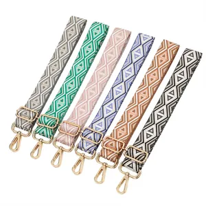 Collezione di tracolle di ricambio con motivo a rombi jacquard colorati