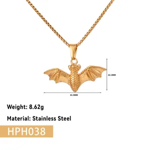 Spécifications détaillées de taille et poids pour le pendentif chauve-souris plaqué or 18k