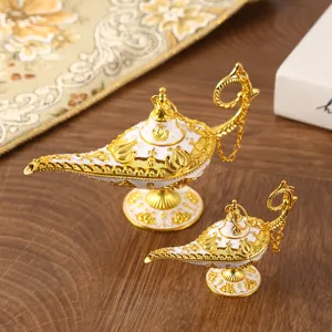 Gedetailleerde weergave van luxe gouden en witte Aladdin-lampen in twee maten.