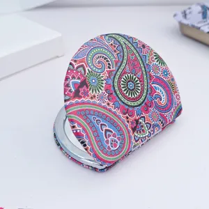 Bohemian Vintage Paisley Faltbarer Taschenspiegel Tragbarer Halbkreis Doppelseitiger PU-Leder Schminkspiegel Für Reisen Damen Geschenk