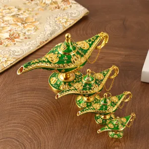 Set van vier goud-groene Aladdin wonderlamp decoratieve ornamenten in diverse maten