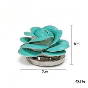 Draagbare opvouwbare tassenhaak in roosvorm met details van 5cm breed en 3cm hoog