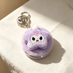 Simpatico specchio portatile in peluche viola a forma di stella con portachiavi argento