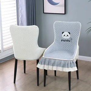 Housse de chaise de salle à manger moderne avec broderie panda, tissu confortable.