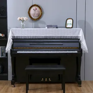 Housse de piano en dentelle blanche anti poussiere style minimaliste moderne elegant