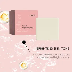 Vue detaillee du savon visage eclaircissant au retinol presentant le pain lisse et l'emballage.