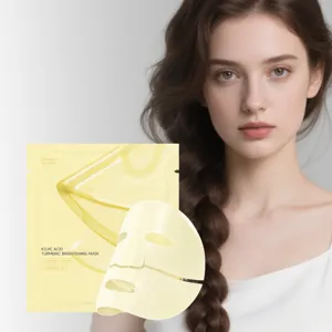 Mascarilla facial iluminadora de cúrcuma y ácido kójico para una piel radiante y bien hidratada.