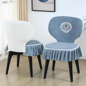 Fodera per sedia trapuntata moderna, cuscino di seduta integrato blu e bianco con cervo.
