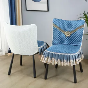 Housse de chaise matelassée dentelle volants protecteur de siège anti-dérapant décor