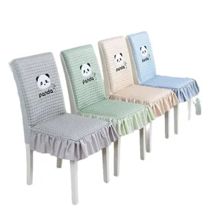 Funda para silla de comedor de seda de hielo con lindo patrón de panda y volantes.