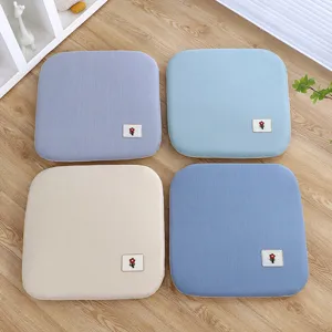 Cuscino per seduta in memory foam, quadrato, lavabile, sedia ufficio, multicolore.