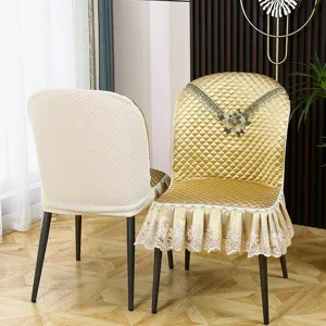 Housse de chaise de salle à manger incurvée matelassée de luxe avec volants en dentelle