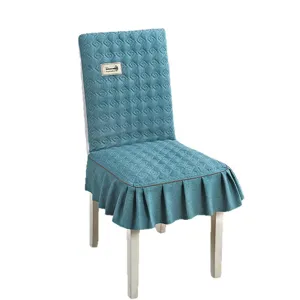 Housse de chaise de salle à manger matelassée cyan avec jupe à volants et dossier