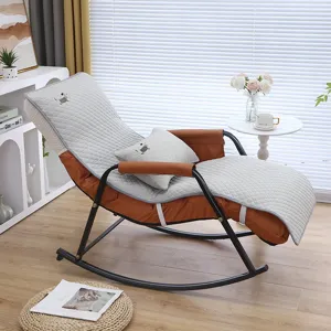 Coussin de chaise a bascule avec oreiller, gris matelasse, antiderapant et lavable.