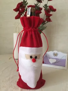 Funda decorativa para botella de vino de Papá Noel en fieltro con cordón navideño