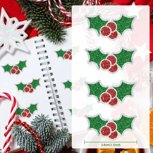 Detailweergave van glitter kersthulstbessenstickers met afmeting van 3,8 cm breed.