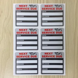 Λεπτομερής προβολή φύλλου με έξι αυτοκόλλητα υπενθύμισης αλλαγής λαδιών αυτοκινήτου