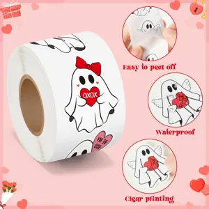 Detail van schattige spookstickers, waterbestendig en makkelijk af te pellen.