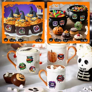 Autocollants d'Halloween avec lèvres ensanglantées et fantômes sur des friandises