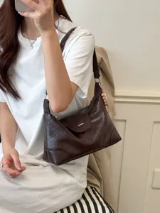 Damen Umhängetasche aus weichem braunem Leder im Korea-Stil, minimalistische Hobo-Bag